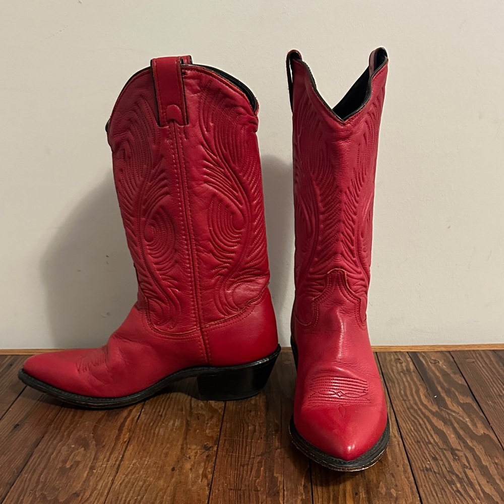 Vintage Abilene Women's Red Western Cowboy Boots - Classic Embroidered Shaft - Picture 3 of 8